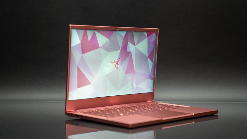 Razer Blade Stealth 13 - It Comes in Pink!